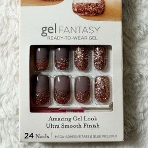Kiss Gel Fantasy Ready To Wear Press On Nails KGN02 Medium Length